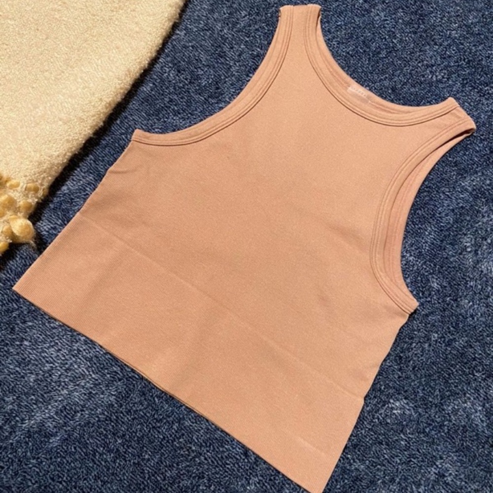 Brand New Cropped Tank
